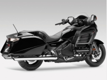 Фото Honda Gold Wing F6B  №3